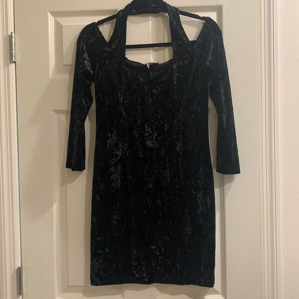 Vintage 80’s black crushed velvet mini halter dress.